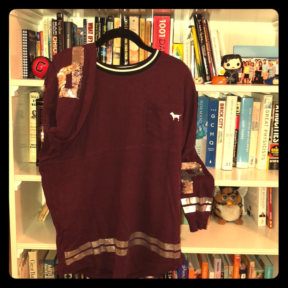 Pink logo long sleeve light weight sweater.